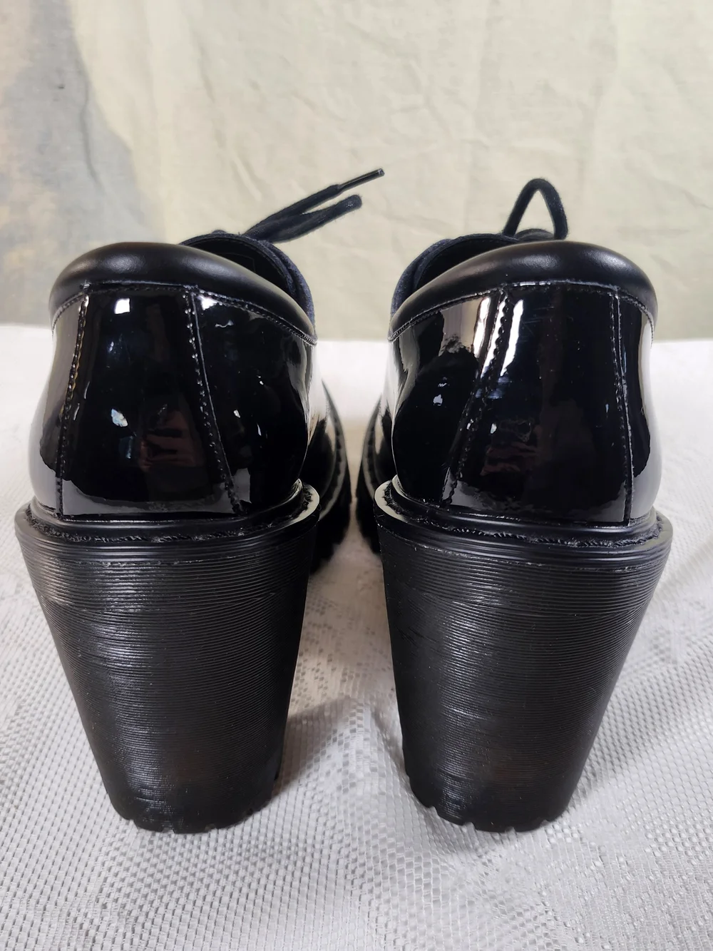 Dr. Martens Salome US7/EU38/UK5 Black Patent Oxford Lace-Up Heels